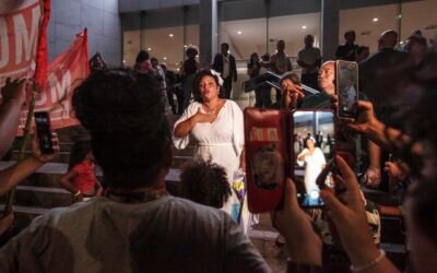 Dani Portela denuncia descumprimento à LAI pela gestão estadual