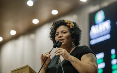 Dani Portela aprova título de cidadã Pernambucana à Vilma Reis