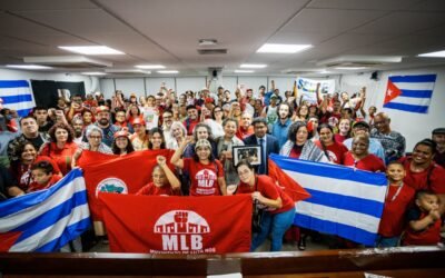 Assembleia Legislativa recebe embaixador de Cuba em reunião pública